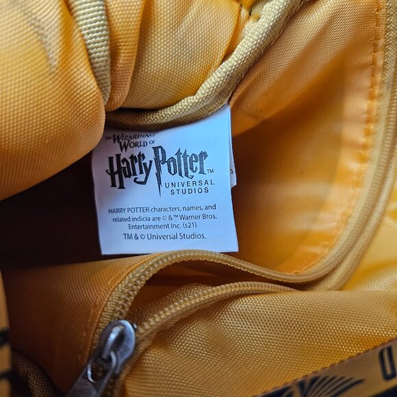 harry potter seeker bag with plush charm hufflepuff bag - Picture 9 of 12